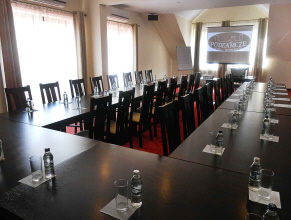 Hotel restauracja Góra Kalwaria Piaseczno mazowieckie konferencje wypoczynek w Polsce
